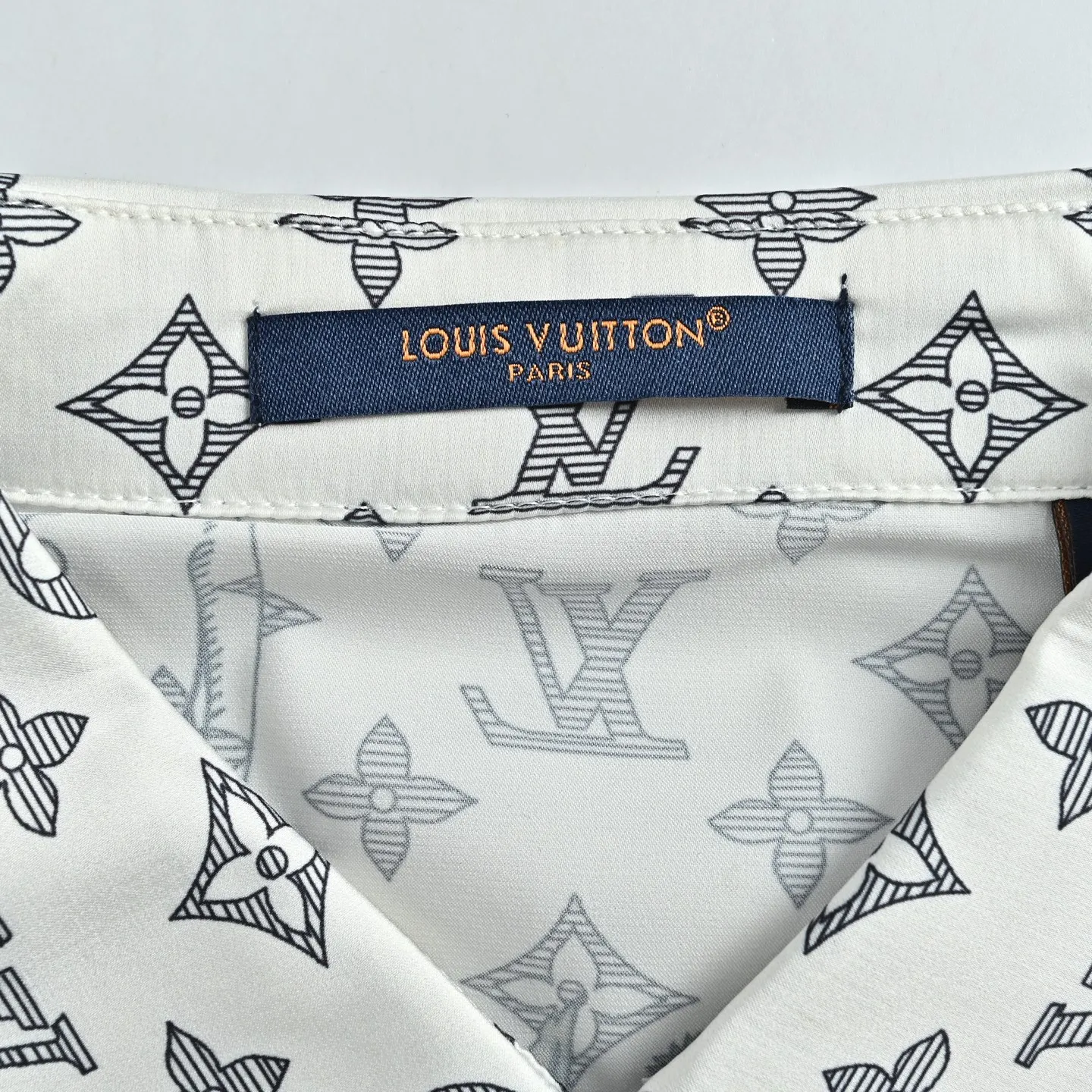 Louis Vuitton/Louis Vuitton Zoo Exclusive Shirt